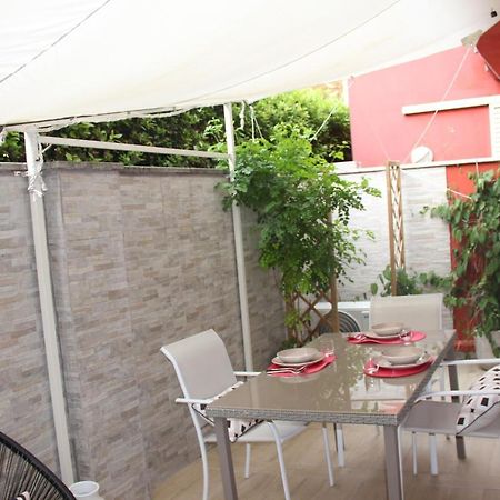 Apartmán Casa Lucia Private Car Or Motorcycle Park Lucca Exteriér fotografie